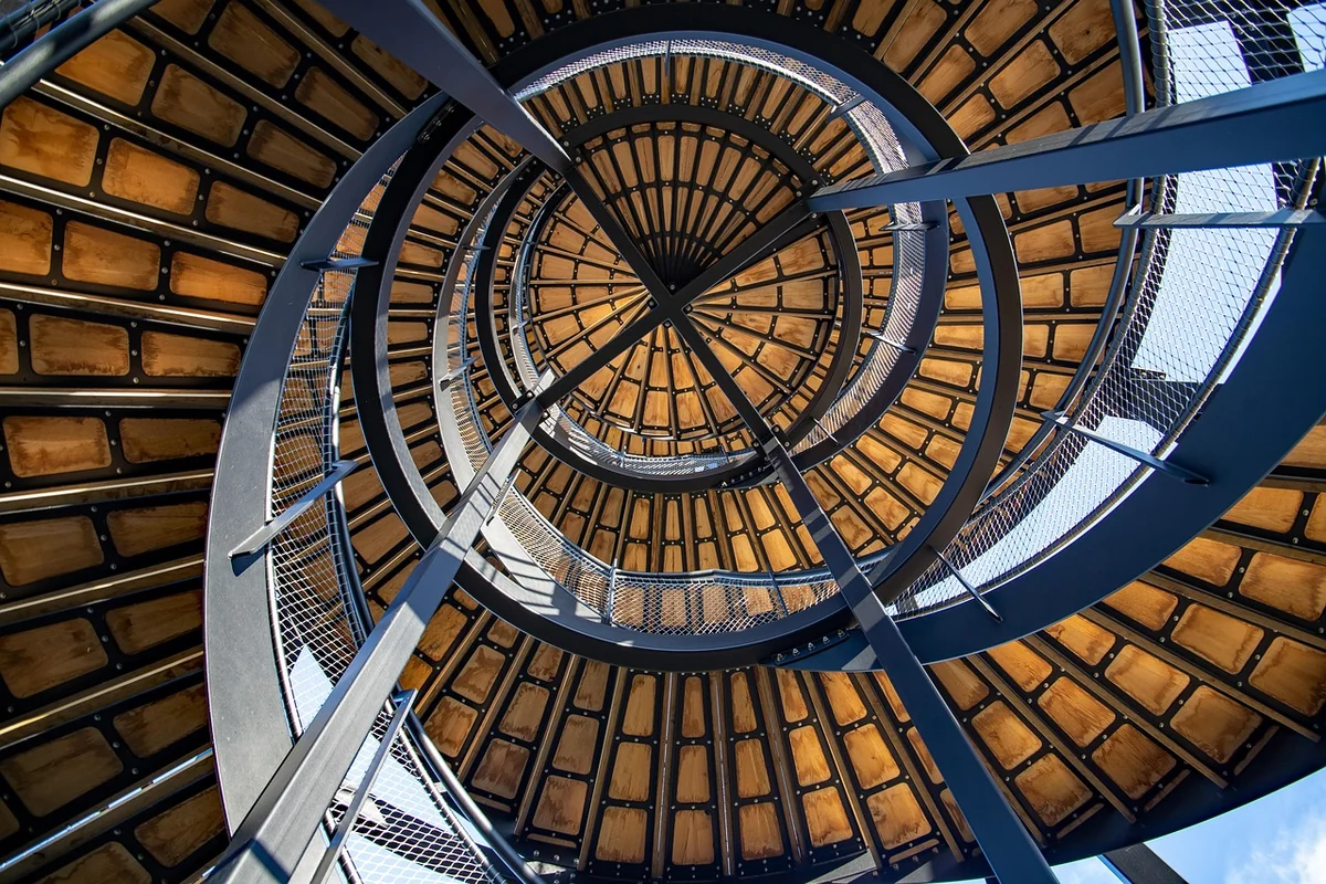Comment fermer un escalier pour garder la chaleur efficacement en 2026